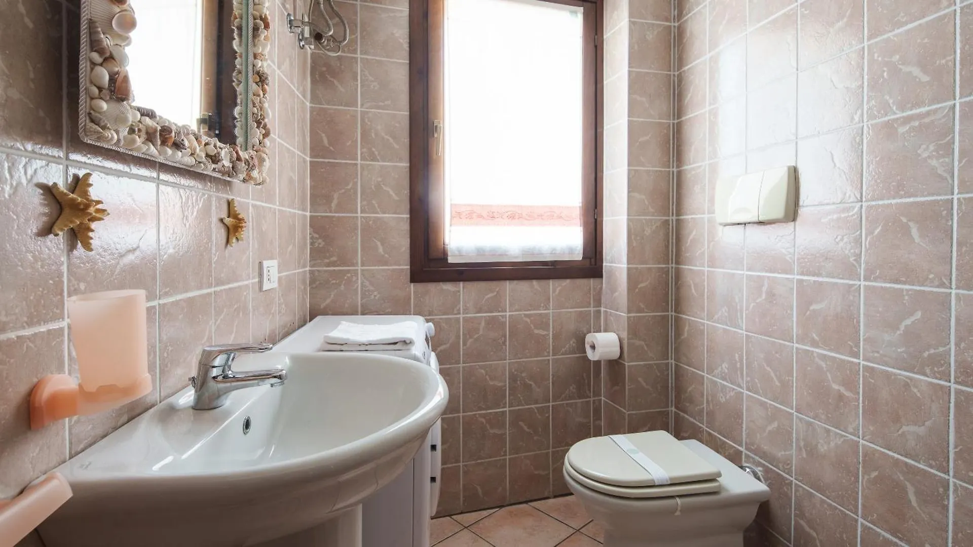 Welcomely - Sunny House Olbia Apartament