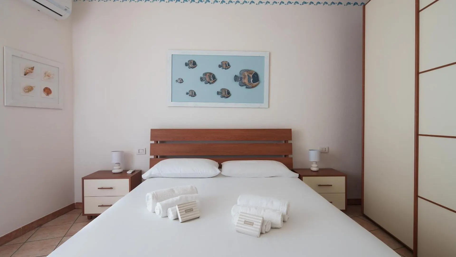 Welcomely - Sunny House Olbia 0*,  Italien